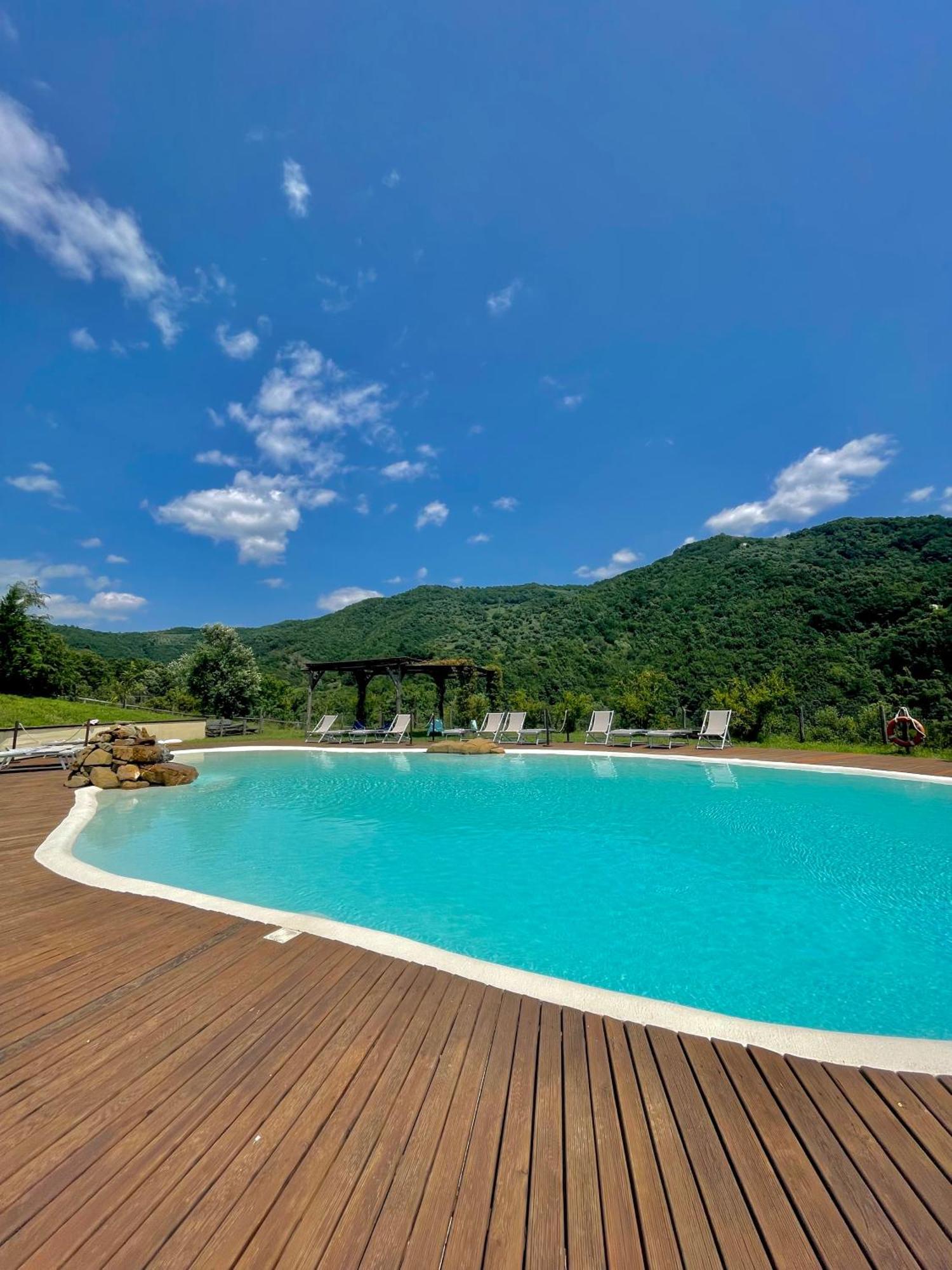 Agriturismo Piano Di Andrea Ostigliano Exterior foto