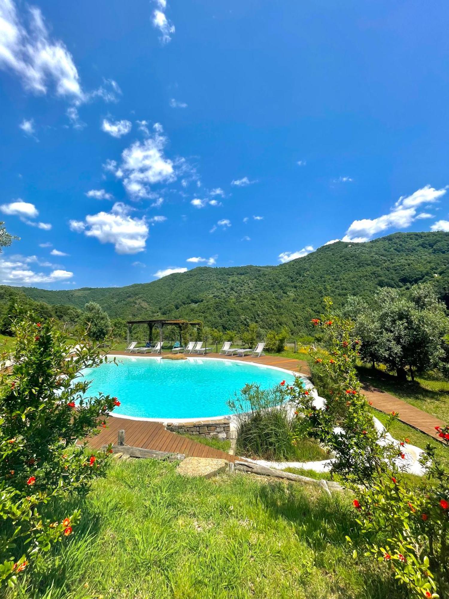 Agriturismo Piano Di Andrea Ostigliano Exterior foto