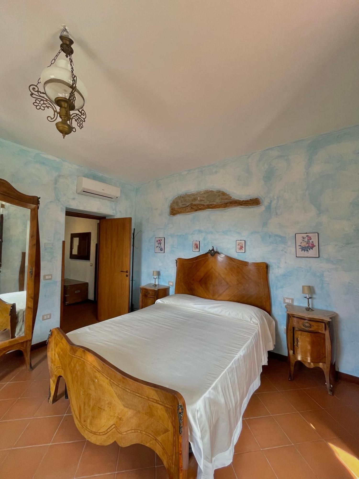 Agriturismo Piano Di Andrea Ostigliano Exterior foto