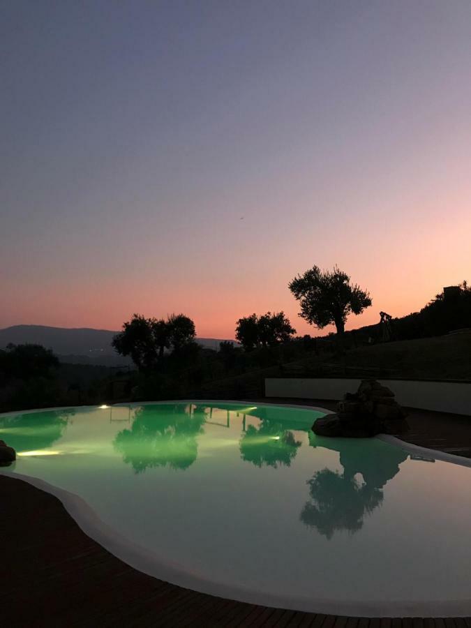 Agriturismo Piano Di Andrea Ostigliano Exterior foto